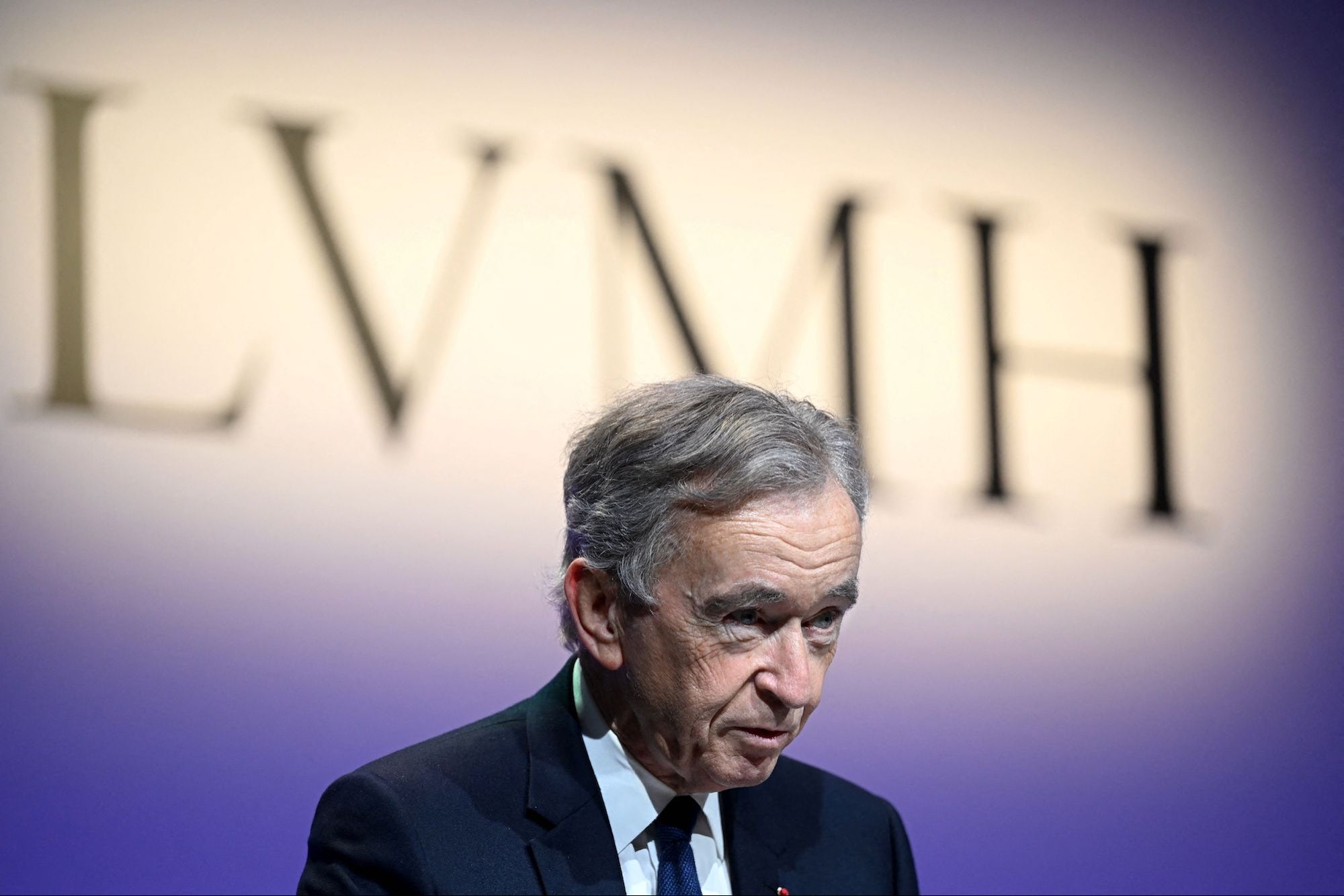 The World's Richest Man Bernard Arnault Surpasses $200 Billion