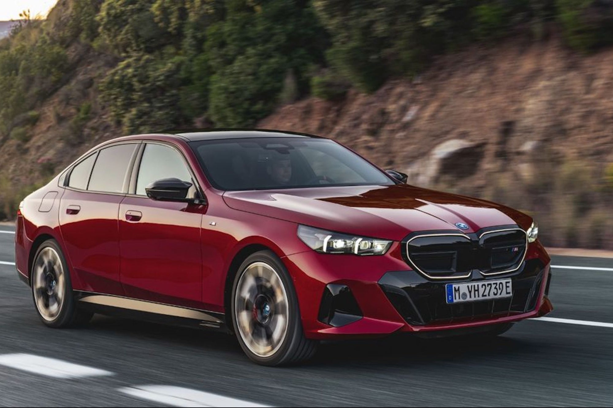 The New BMW Allows You to Change Lanes Only Using Your Eyes