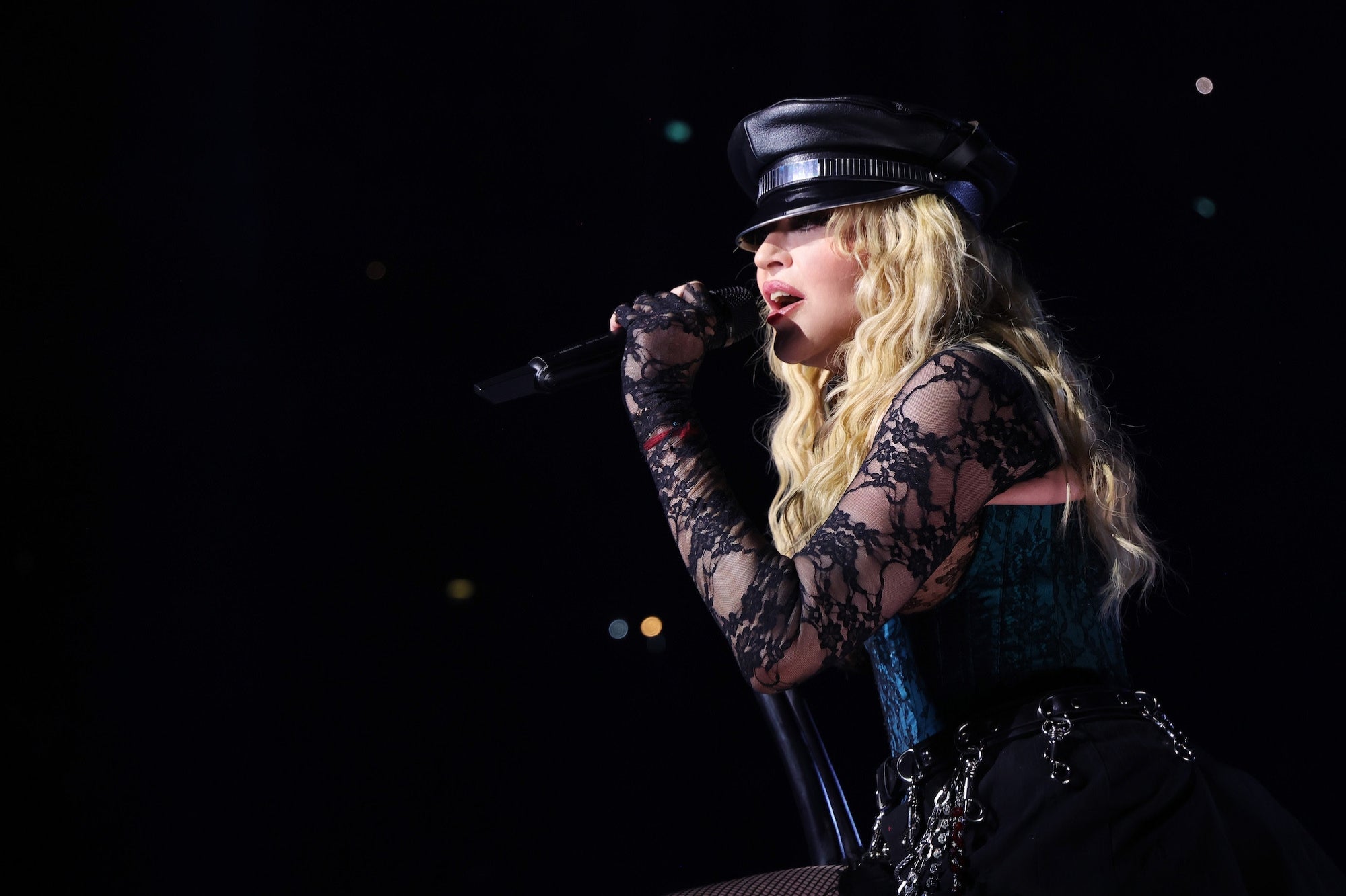 Fans Sue Madonna For Late Concert Start, 'Waiting for Hours'