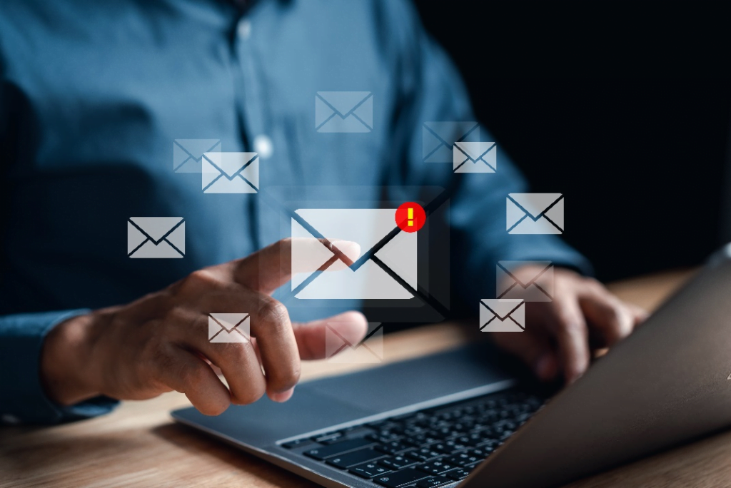 How Google, Yahoo & Apple Changed Their Email Authentication Requirements
