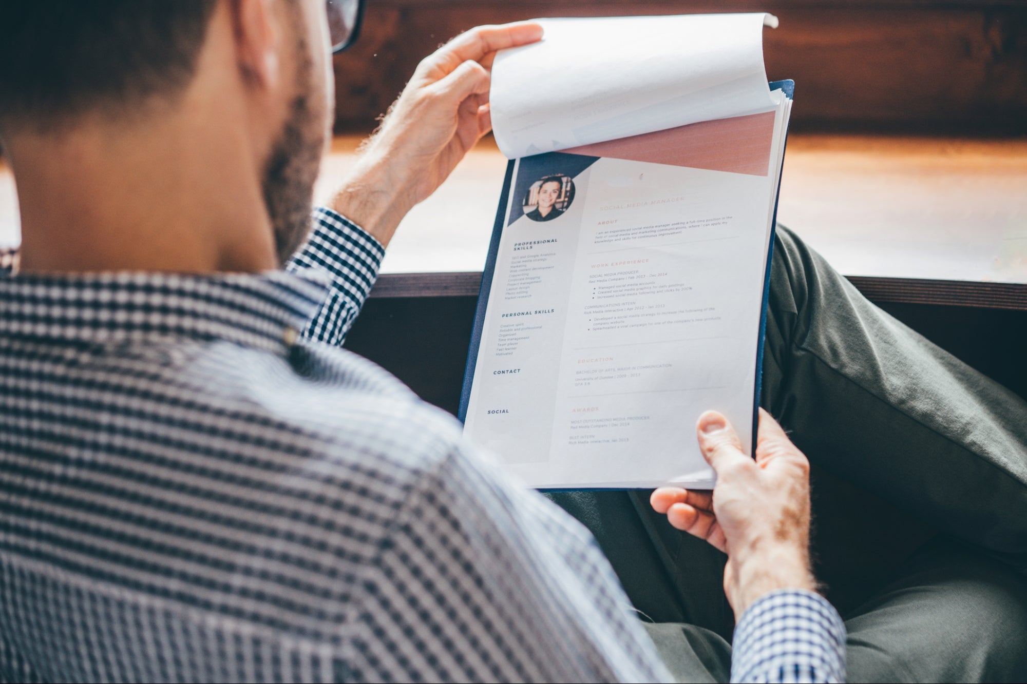 Your Resume Might Be Great, But This Is What Makes People Say 'Hire Them'
